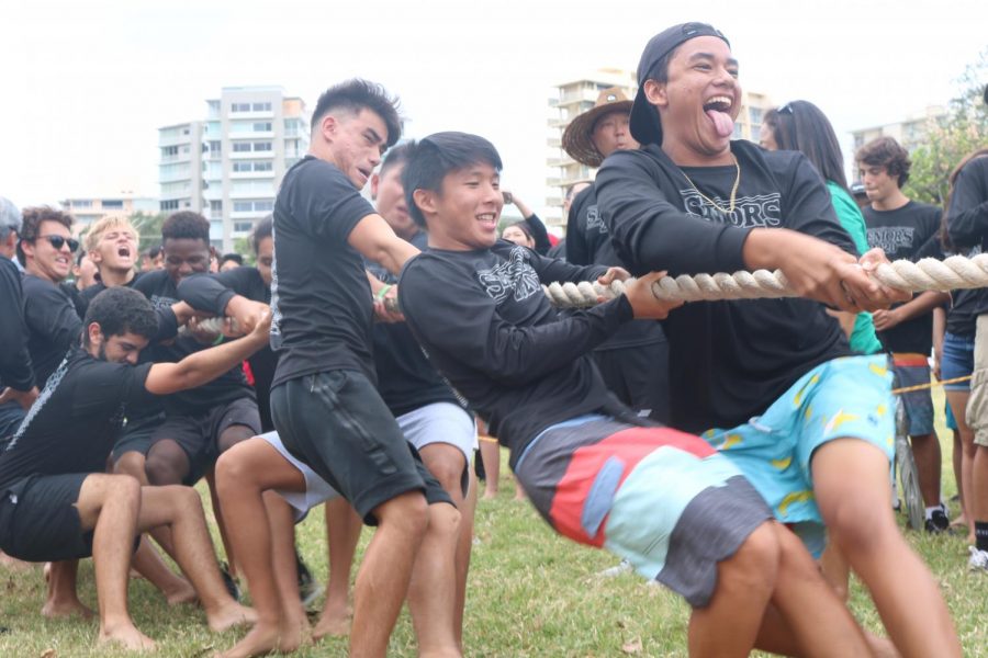 Seniors enjoy time together at Mid-Pacific's all-school picnic earlier this school year. In the midst of the coronavirus crisis, the senior class is working to keep in touch and share memories. 